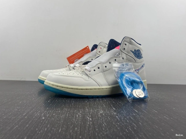Bmlin Aloha Jordan Golf FV3565-100 1 Michelle NRG High Retro Wie 2 West 0815